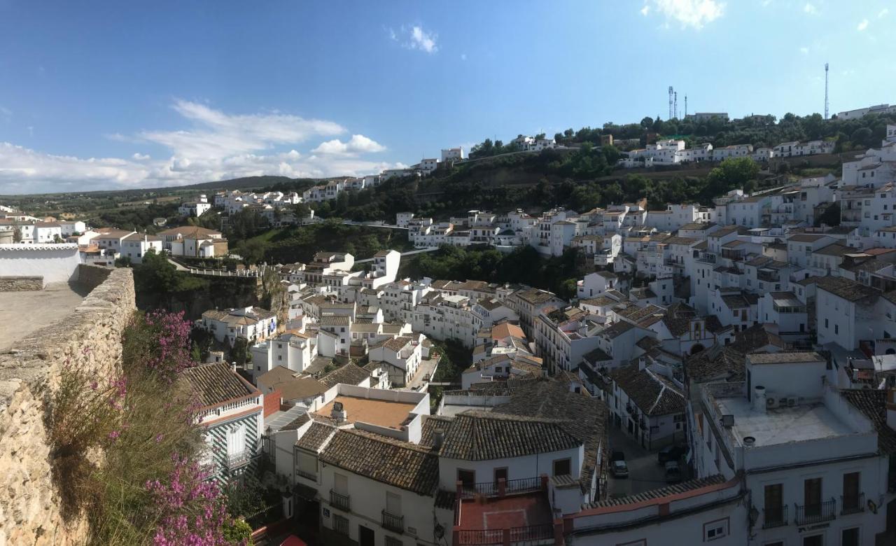 Casa Las Gardenias Setenil De Las Bodegas Eksteriør billede